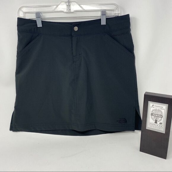 The North Face Pants - NORTH FACE WOMEN'S APEX SKORT Sz 2